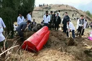 Shocking Discovery Inside a Strange Bright Red Ancient Coffin - image 0