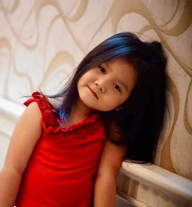 Actor Manh Truong's Daughter Grows into a Beautiful Young Teenager - image 2