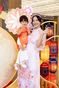Truong My Nhan and Phi Ngoc Hung Welcome Second Pregnancy Journey - image 2