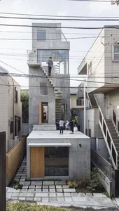 14 Space-Saving Outdoor Staircase Ideas for Narrow Urban Homes - image 2