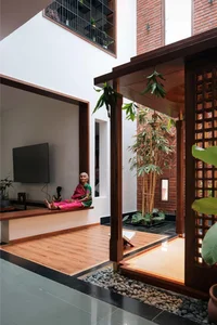 The Living Tapestry: A Multi-Generational Architectural Masterpiece in India - image 2