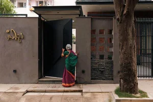 The Living Tapestry: A Multi-Generational Architectural Masterpiece in India - image 8