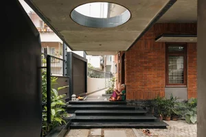 The Living Tapestry: A Multi-Generational Architectural Masterpiece in India - image 14