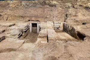 Ancient Tomb and Temple of Hercules Unexpectedly Uncovered in Rome Excavation - image 10