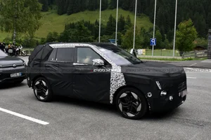 Next-Gen Hyundai Tucson Spotted: A Bold Shift to Boxy, Minimalist Design Language - image 1