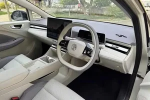MG4 2026 Launch: 530km Range, Virtual Assistant, and Luxury Massage Seats - image 2
