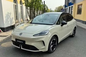 MG4 2026 Launch: 530km Range, Virtual Assistant, and Luxury Massage Seats - image 10