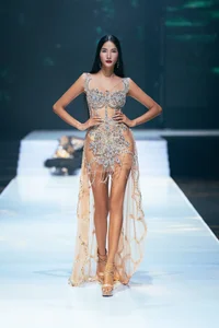Actresses Luong Thu Trang and Kieu Anh Stunning in Bridal Wear - image 4