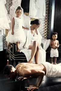 Vietnam National Team Defender Unveils Unique and Creative Wedding Photos - image 8