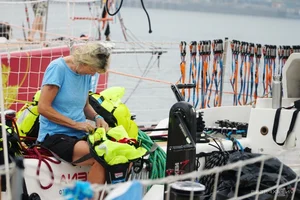Clipper Round the World Yacht Race Arrives in Ha Long Bay Vietnam - image 1