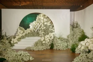 First Look at Bride Diem My 9x and Her Dreamy Romantic Wedding Venue - image 6