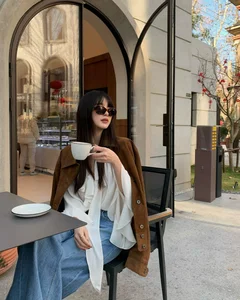 How to Style All-White Outfits for a Sophisticated Look: 2026 Minimalist Fashion Trends and Chic Monochromatic Styling Guide - image 8