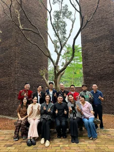 Vietnamese Artists Gather at Mother Goddess Museum to Celebrate Xuan Hinh's Birthday - image 1