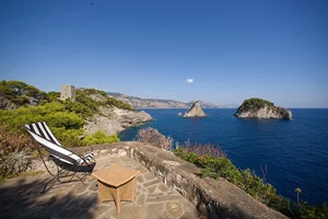 Li Galli: The Enchanting Dolphin-Shaped Island of Italy - image 2