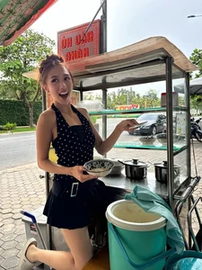 Thai VG’s Daughter Embraces Roots by Working and Learning Vietnamese - image 7