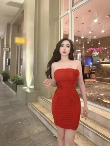 Thao Bebe’s Stunning Transformation: How Khac Viet’s Wife Maintains Her Fit Figure After Having Twins - image 1