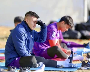 Korean Football Legend Joins Vietnam National Team Coaching Staff - image 1
