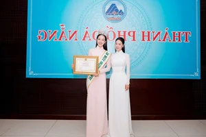 A Queen's Education: Miss International Thanh Thuy Awarded Prestigious Master's Scholarship - image 7