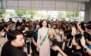 A Queen's Education: Miss International Thanh Thuy Awarded Prestigious Master's Scholarship - image 0