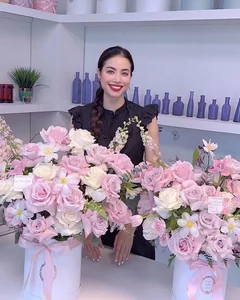 Pham Huong's Business Owner Fashion: A Stunning Daily Style Guide - image 0
