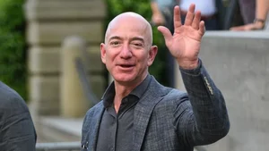 Three Billionaires Break All-Time Wealth Records: A Look into Unprecedented Financial Success - image 9