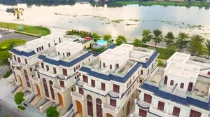 Inside the Spectacular 300 Billion VND Mansion of Artist Viet Huong - image 9