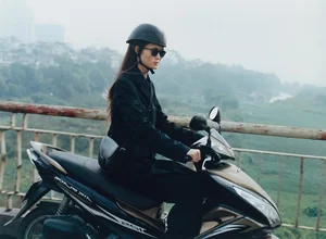 Lemaire Spring Summer 2024: How Vietnamese Motorcycle Culture Inspired French High Fashion - image 8