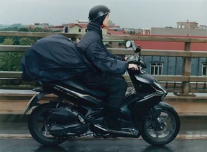 Lemaire Spring Summer 2024: How Vietnamese Motorcycle Culture Inspired French High Fashion - image 2