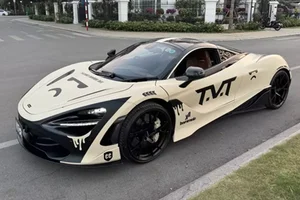 Rare McLaren 720S Supercar Spotted on the Streets of Hanoi - image 2