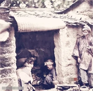 9 Shocking Historical Photos Capturing the Final Days of the Qing Dynasty - image 0