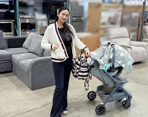 V-Pop Legend Lam Truong and Wife Celebrate Son's Milestone One-Month Party - image 3