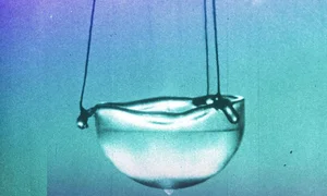 Explaining the Mind-Bending Superfluid State of Matter - image 1