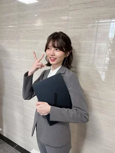 The Viral Phenomenon: How One Photo Made This Japanese Office Worker Famous - image 5