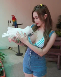 Malaysian Model Valent 婉婷 Stunning Fashion and Lifestyle Photography Gallery - image 10