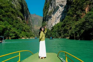 Ma Pi Leng Pass Experiences Severe Travel Overload - image 2