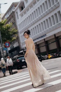 Vietnamese Celeb Updates: Le Giang Addresses Son Tung M-TP Rumors - image 12