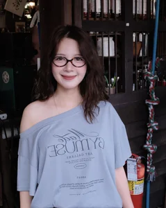 Vietnamese Celeb Updates: Le Giang Addresses Son Tung M-TP Rumors - image 1