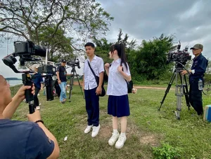 Vietnamese Celeb Updates: Le Giang Addresses Son Tung M-TP Rumors - image 19