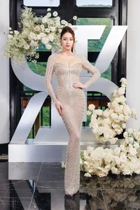 Miss Universe Vietnam Khanh Van Reveals Fiancé in Heartwarming Celebration - image 5
