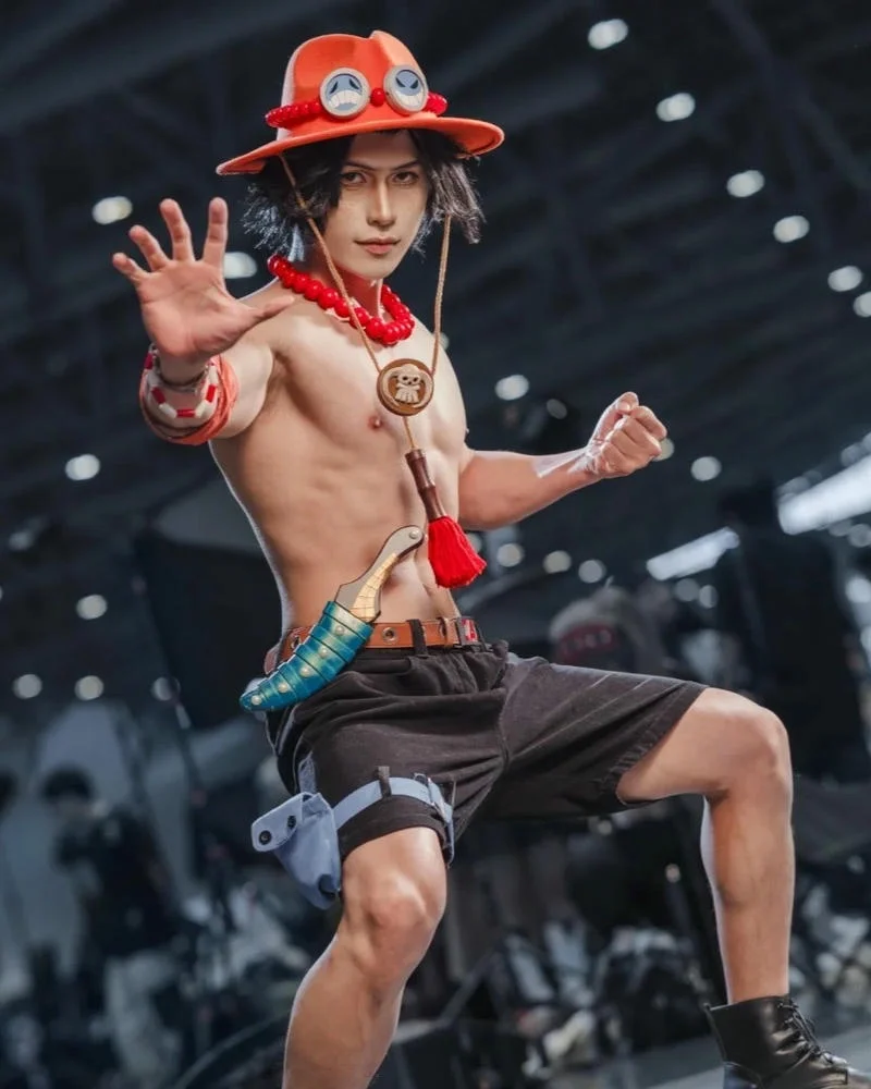 Impressive One Piece Cosplay Gallery
