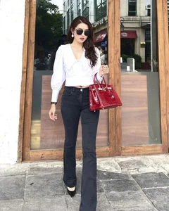 The Ethics of Celebrity Thrifting: Analyzing the Huyen My Shoe Pricing Scandal - image 4