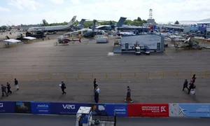 Spectacular Aerial Displays and Next-Gen Jets Shine at Singapore Airshow 2024 - image 6