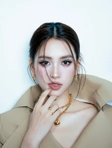 Miss Vietnam Tieu Vy Faces Rumors Regarding Past Statements on Wealthy Husbands - image 4