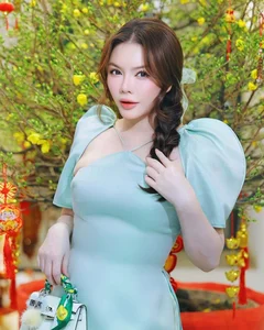Ly Nha Ky's Secret to Youthful Elegance Through Fashion - image 7