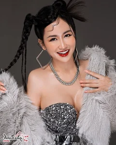 DJ Trang Moon: Blending High-Energy Beats with Sensational Summer Fashion - image 3