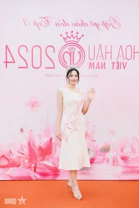 Runner-up Chau Anh: Promoting the Values of Discipline and National Pride - image 11