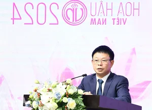 Runner-up Chau Anh: Promoting the Values of Discipline and National Pride - image 1
