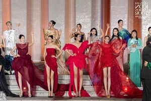 Hoang Minh Ha and Chau Bao Ngoc Nga Debut New Collections at Vietnam Icon Fashion Tour 2025 - image 1