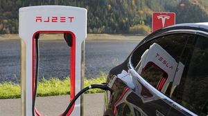 China's Ultra-Fast EV Charging Tech Challenges Tesla's Market Dominance - image 3