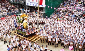 Experience Japan's 800-Year-Old Festival of Dancing with Rice Scoops - image 5